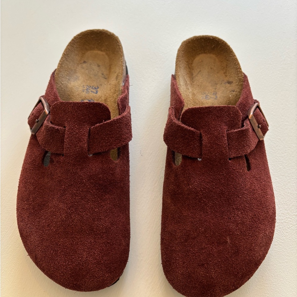Birkenstock Boston Suede Clogs - Deep Rust